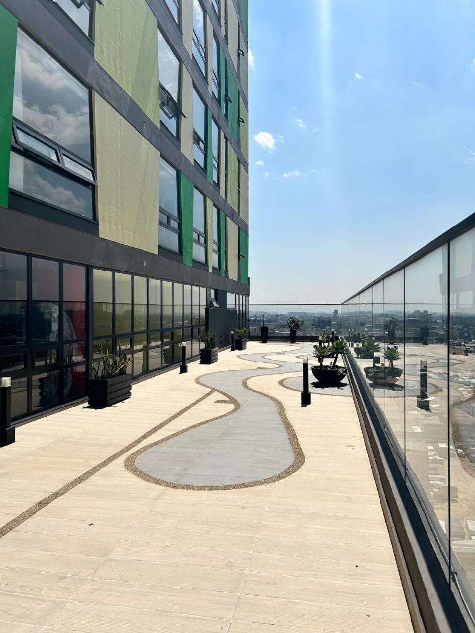 Apartamento Amplio Y Luminoso En Chapinero By Tsi Bogotá